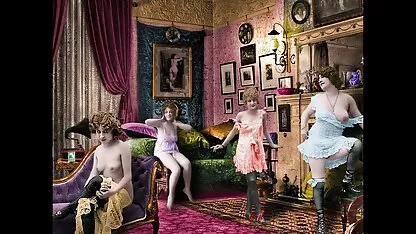 Gros plan bite dans le cul plein d'un partenaire, mature, et qui coule film porno femme enceinte tout le sperme en elle