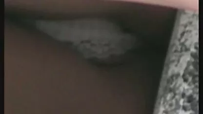 Une salope d'Ébène mature réussit à film porno xnx charmer un homme avec son cul délicieux