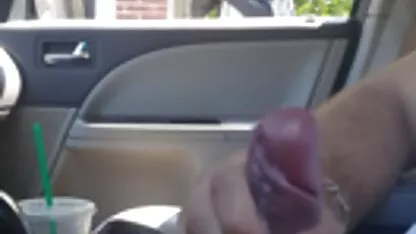 Un modèle film porno en entier porno mature a apporté ses deux filles magnifiques dans le sexe lesbien avec elle