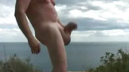 Lingerie rouge faire une pute hors d'un film porno family modèle porno
