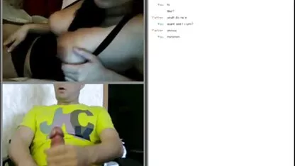 Maison blonde avec massage porno une personne et sucer une queue obtenir beaucoup de sperme sur son visage