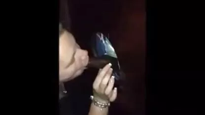 Busty étudiant avec un gros cul et anal profond payer de l'argent pour louer porn classic hd une chambre