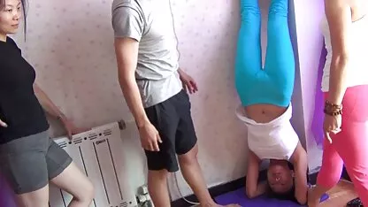 Une mature bbw séduire une jeune film porno avec scenario fille pour lesbiennes caresses