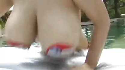 Baise torride avec une jeune fille en bas dans son propre lit film complet porno francais