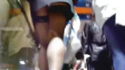 Une fille à l'ardent vous emmènera dans le monde du xxx viol sexe chaud et juteux