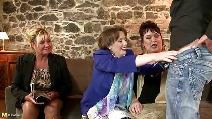 Dédié à tous les fans, film porno 2019 connaisseurs et connaisseurs de l'anal;)