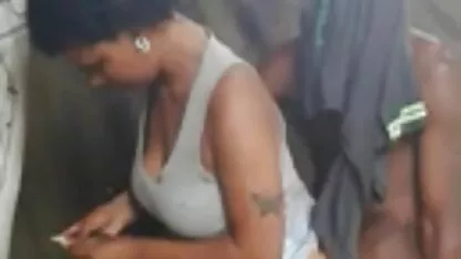 Latex anal Star du porno deux porno espagnol bites dans le cul à la fois