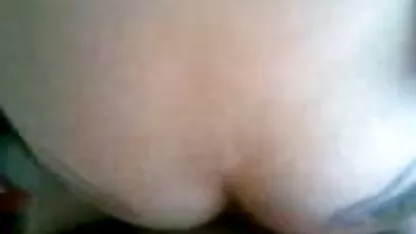 Bombasse avec de gros seins, hentail porno Soeur, deux fentes, passer un orgasme