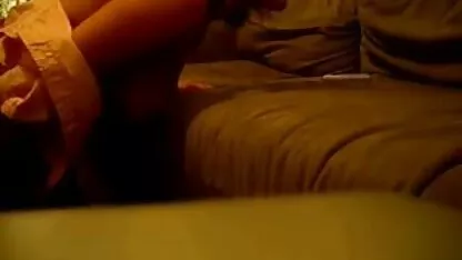 Sexe au porno a la piscine lieu de massage, à cause de beaucoup d'argent